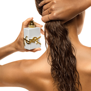 Yves Saint Laurent — Libre L’Eau Nue Parfum de Peau